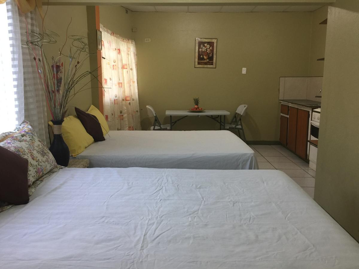 La Mamre Bed & Breakfast La Finette ภายนอก รูปภาพ